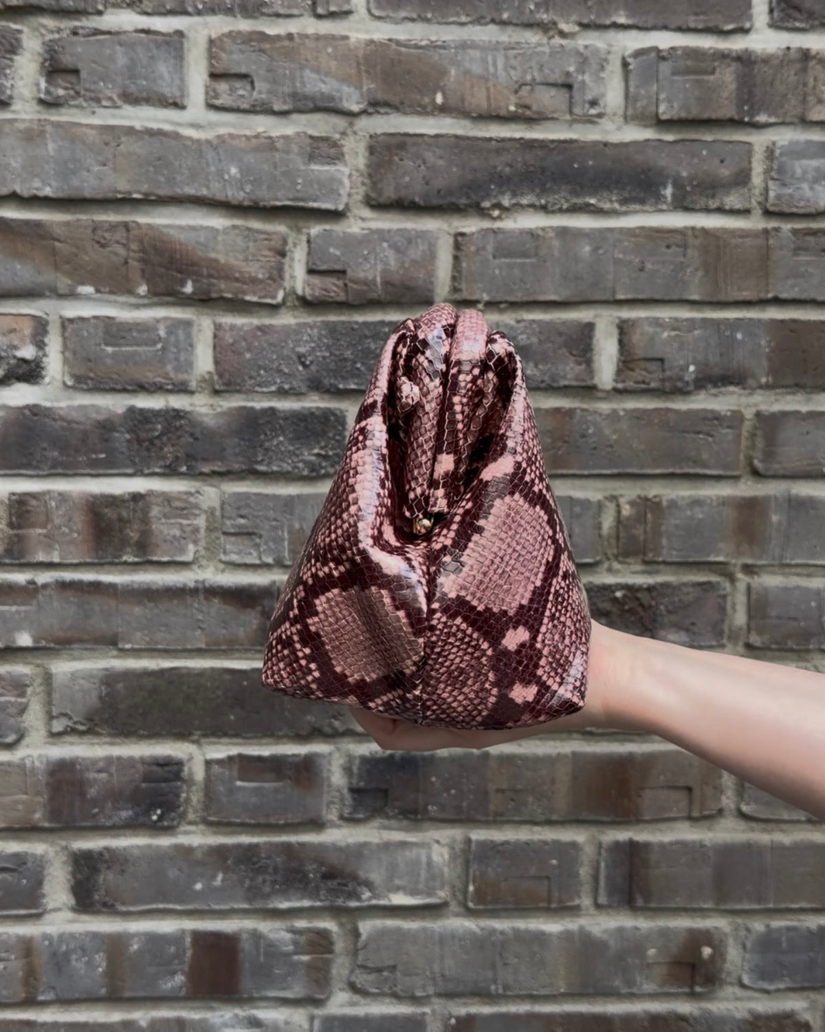 Snake Clutch Mini pink