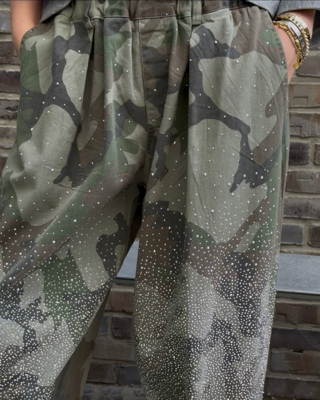 Camouflage Hose mit Strassdetails