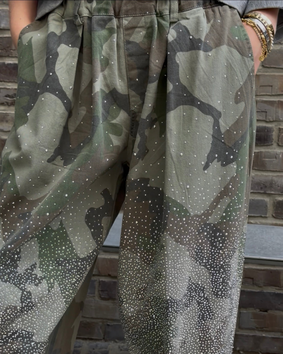 Camouflage Hose mit Strassdetails
