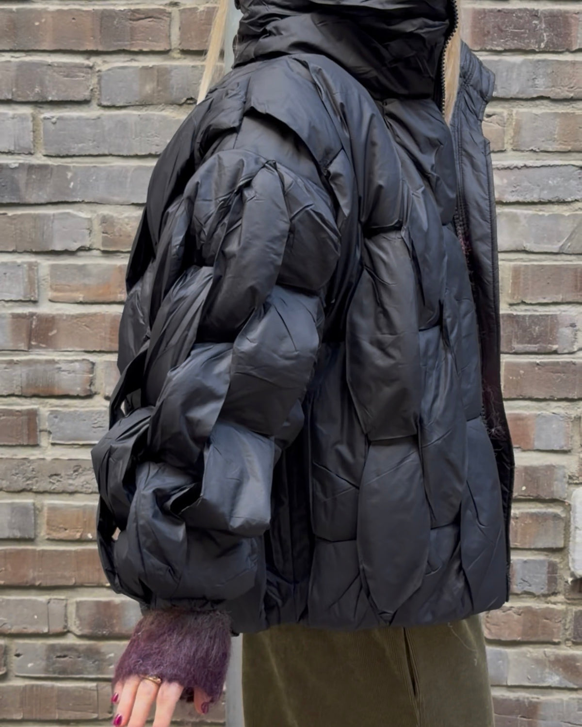 Pufferjacke 'Ge1flochten' schwarz