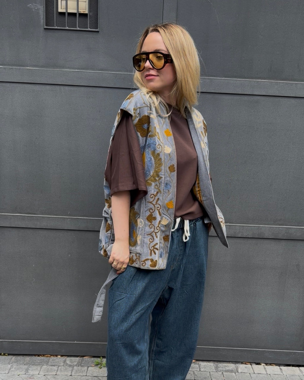 Samtweste 'Paisley' grau